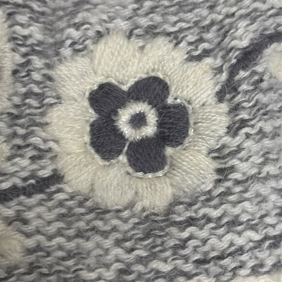 NWT Vintage Les Copains Turtleneck Black White Heart Flower Patterned Sweater - Picture 4 of 6